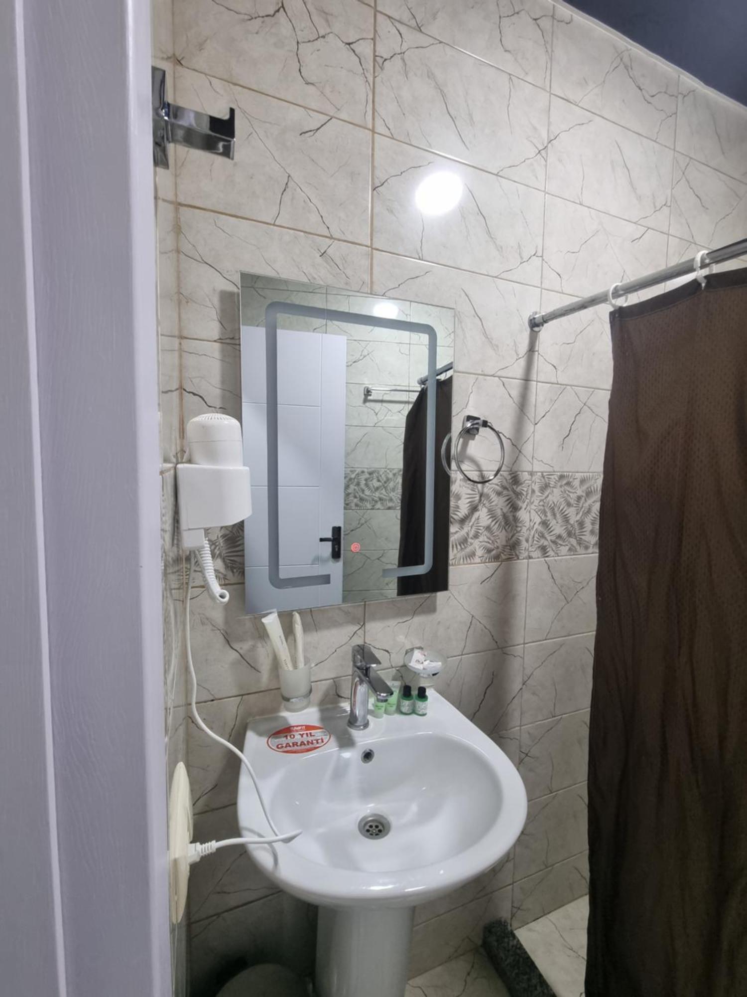Mahali Hotel Batumi Eksteriør billede