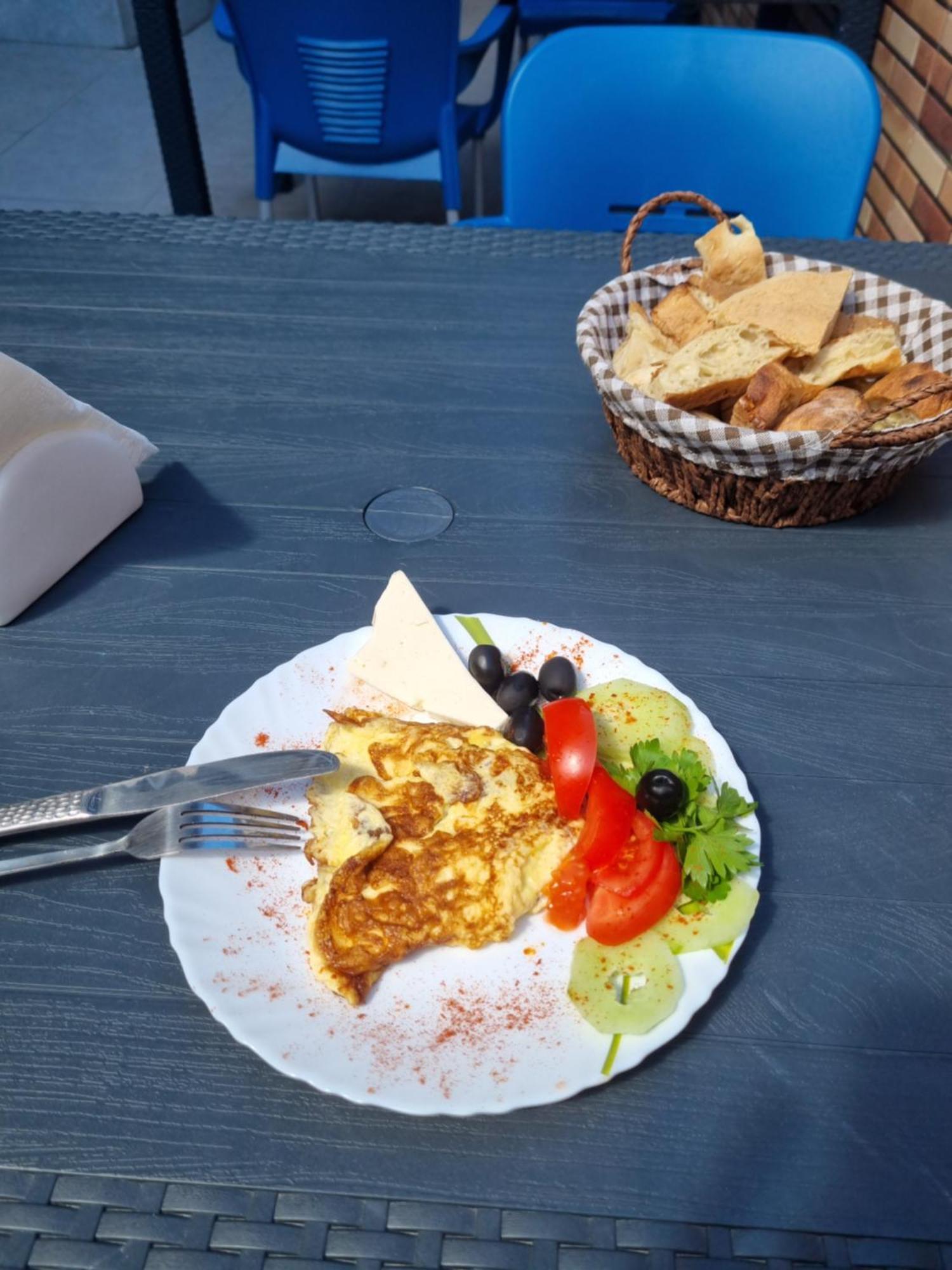 Mahali Hotel Batumi Eksteriør billede